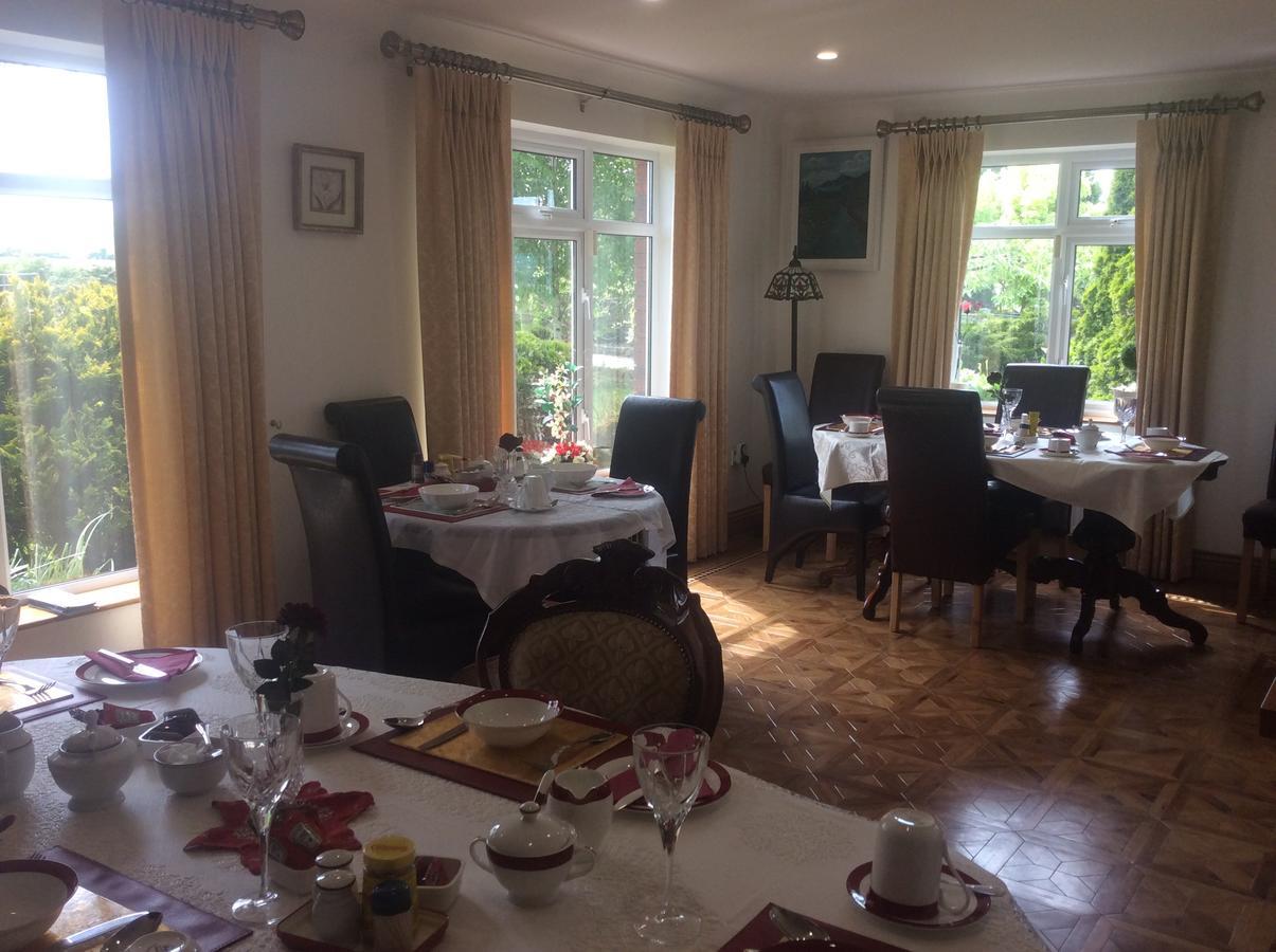 Rosdarrig Bed & Breakfast Бойл Екстериор снимка