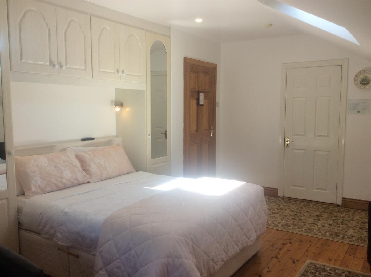 Rosdarrig Bed & Breakfast Бойл Екстериор снимка