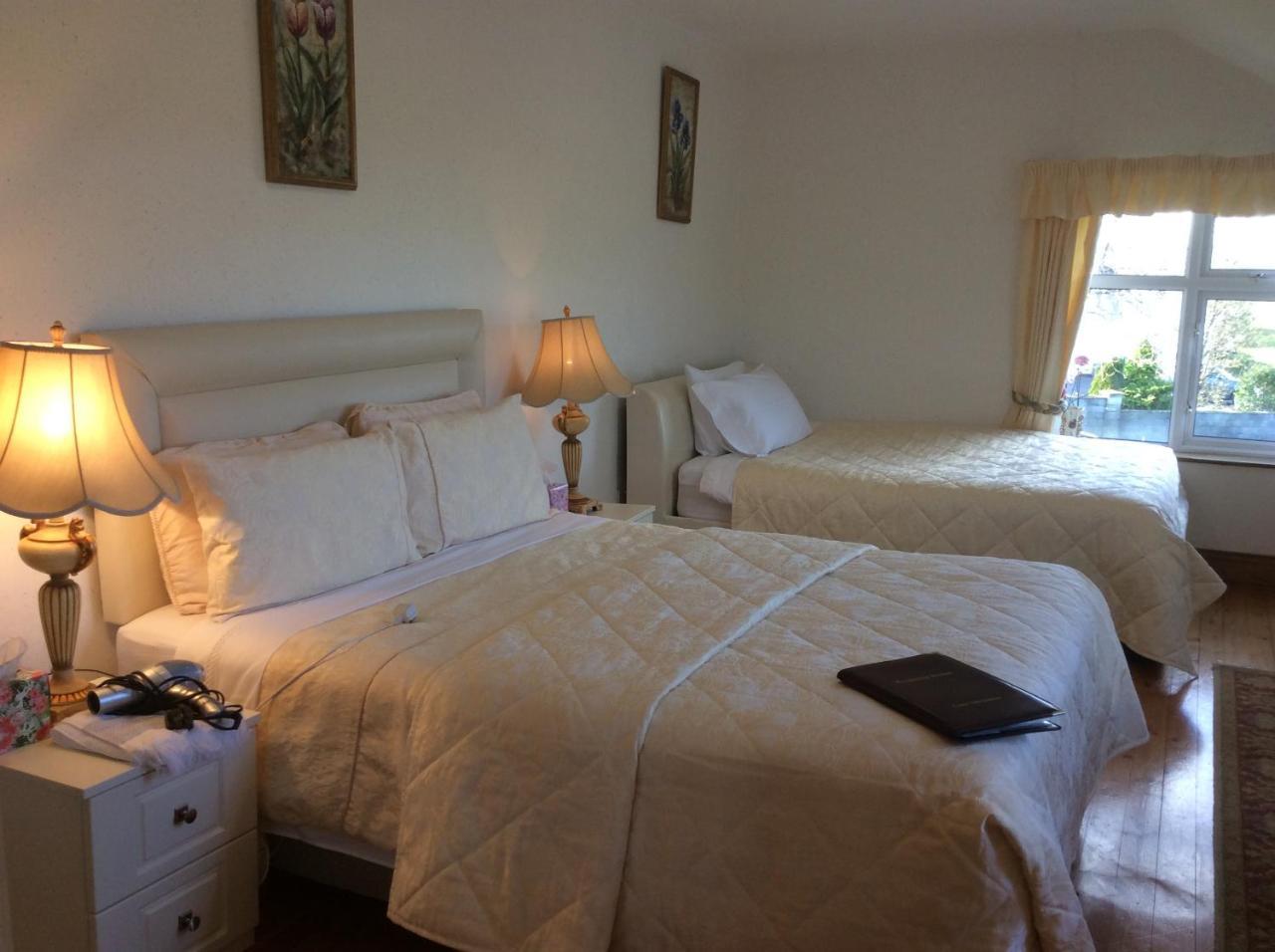 Rosdarrig Bed & Breakfast Бойл Екстериор снимка